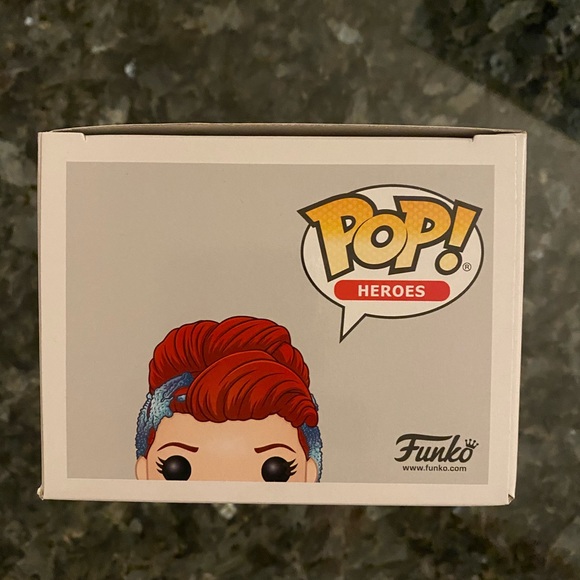 Mera-Gown-Aquaman-GS Excl.- #250 - Picture 5 of 6